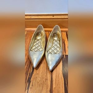 Michael Kors size 8 golden flats